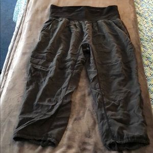 Lulu Lemon Yoga Capri